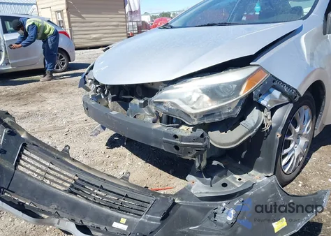 2015 Toyota Corolla Le из США, поврежденный, VIN 5YFBURHE4FP239745